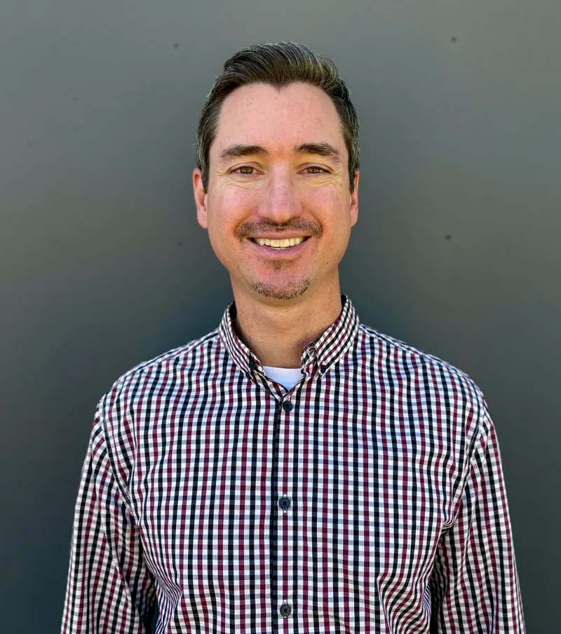 Nick Berger, MA, LPC, BCN-L, CIMHP (He/Him), Director of Neurobehavioral Health Services & Lead Neurotherapist